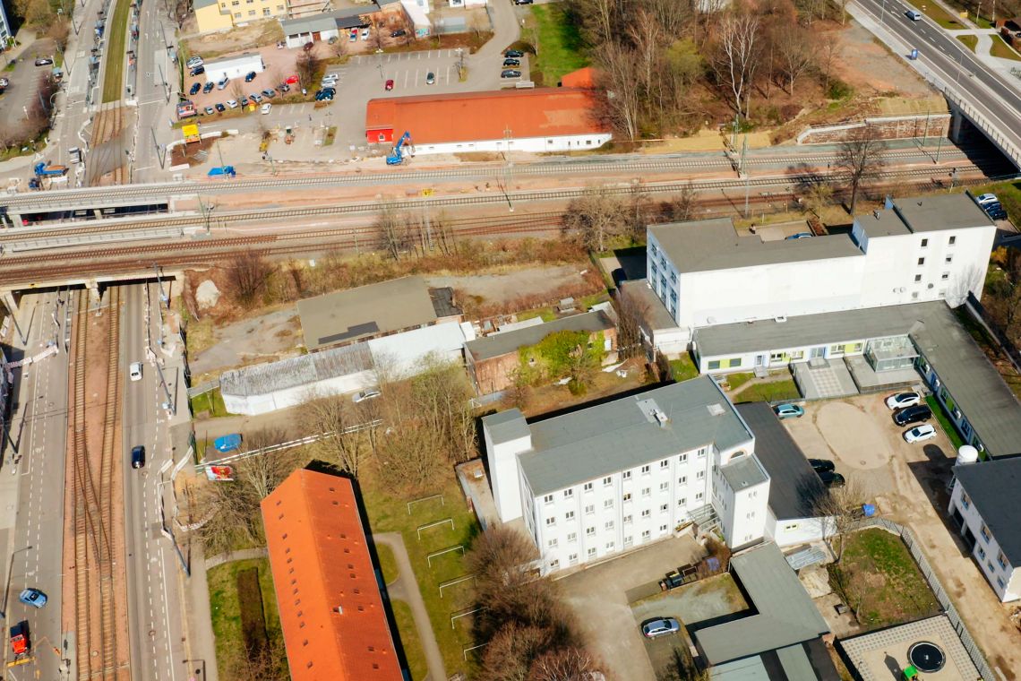 Geschäftshaus und 2 Grundstücke in ChemnitzBernsdorf Realis